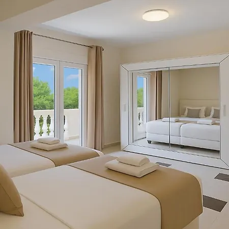 Βίλα Small Paradise Private Pool, Jacuzzi, Bbq, Complete Privacy