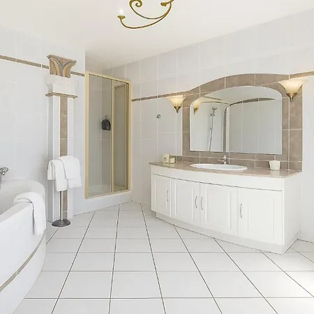 Small Paradise With Private Pool, Jacuzzi And Complete Privacy *