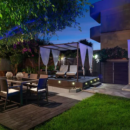 Small Paradise With Private Pool, Jacuzzi&complete Privacy Villa Ialysos (Rhodes)