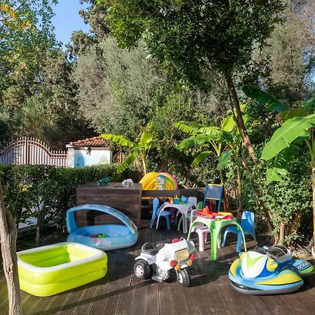Small Paradise With Pool & Jacuzzi 
