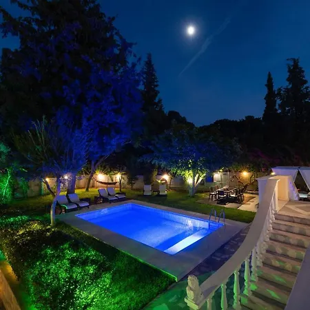 Villa Small Paradise With Pool & Jacuzzi 