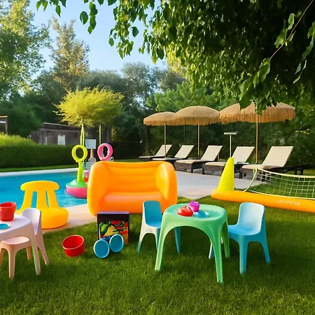 Small Paradise Private Pool, Jacuzzi, Bbq, Complete Privacy 别墅 *