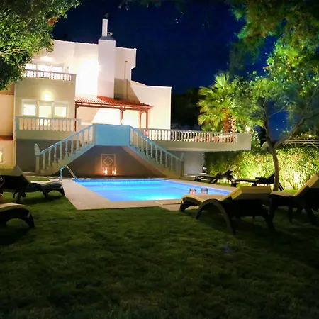 Villa Small Paradise Private Pool, Jacuzzi, Bbq, Complete Privacy *