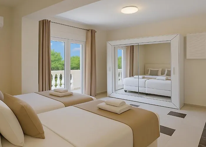 Villa Small Paradise Private Pool, Jacuzzi, Bbq, Complete Privacy