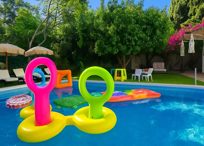 Small Paradise Private Pool, Jacuzzi, Bbq, Complete Privacy Вилла Ялиссос