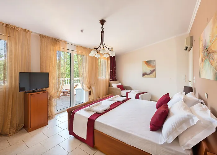 Small Paradise Private Pool, Jacuzzi, Bbq, Complete Privacy Вилла Ялиссос