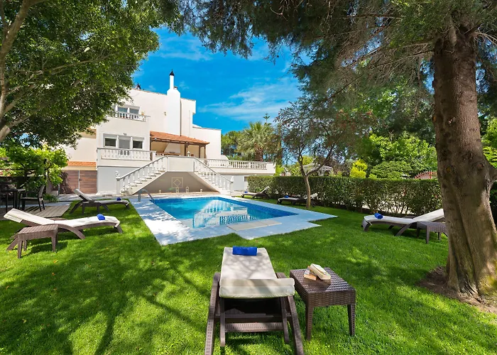 Вилла Small Paradise Private Pool, Jacuzzi, Bbq, Complete Privacy