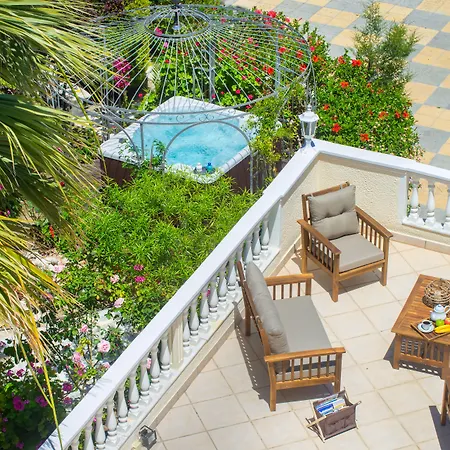 וילה Small Paradise Private Pool, Jacuzzi, Bbq, Complete Privacy *