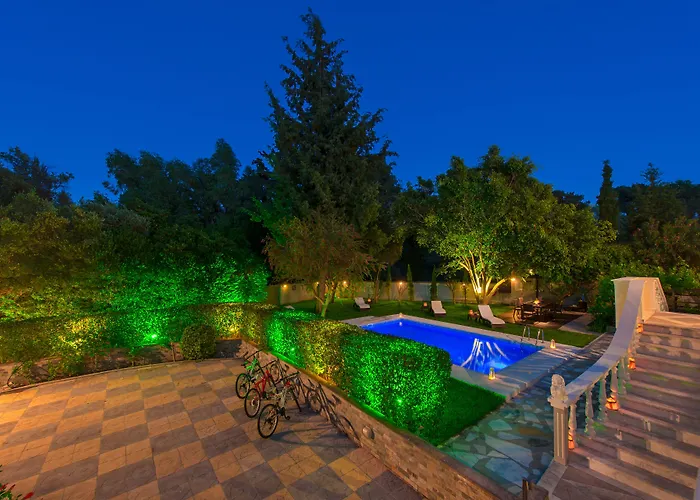 Willa Small Paradise Private Pool, Jacuzzi, Bbq, Complete Privacy *