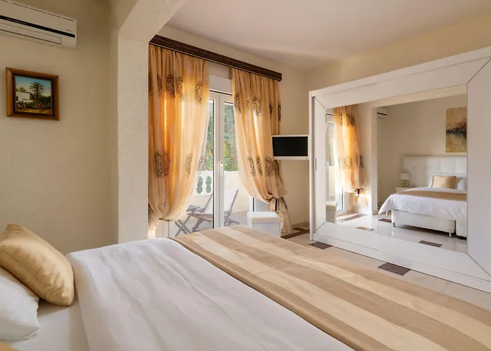 Small Paradise Private Pool, Jacuzzi, Bbq, Complete Privacy * Jalisos